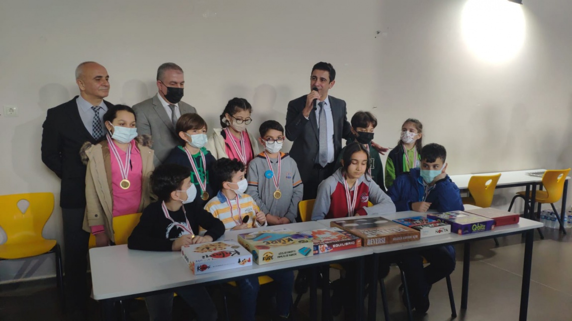Türkiye Akıl ve Zeka  Oyunları Turnuvasında Öğrencilerimizden Önemli Başarı